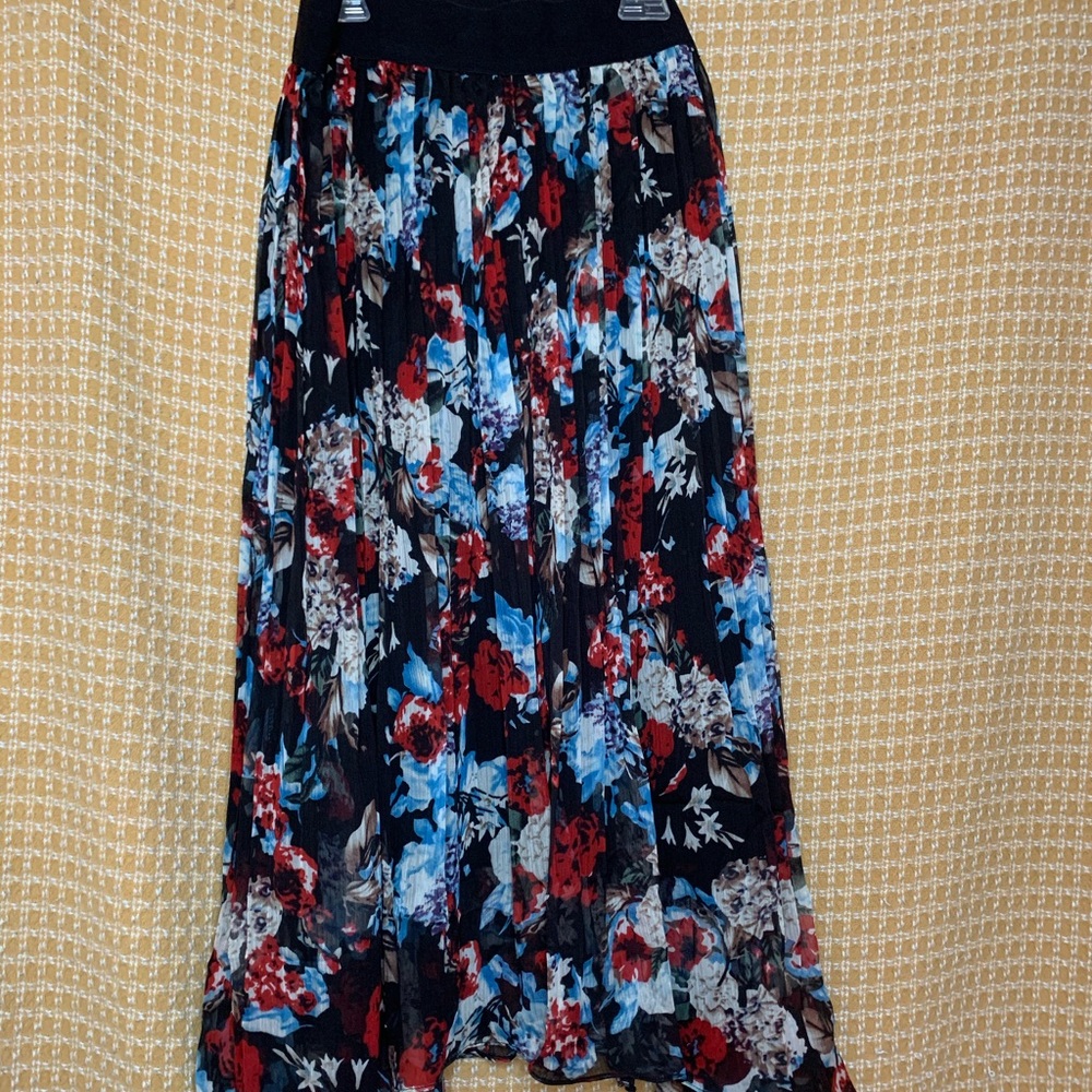 Elan Floral Skirt 🌺